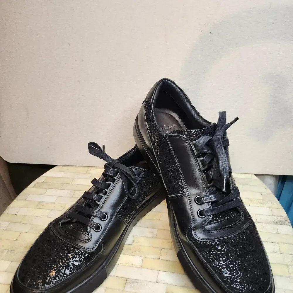 Robert Graham black leather low-top sneakers